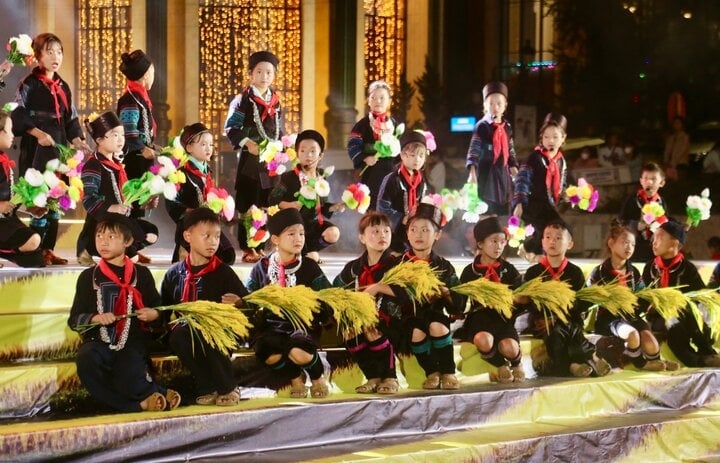 Lao Cai hosts Sa Pa autumn festival for National Day celebrations